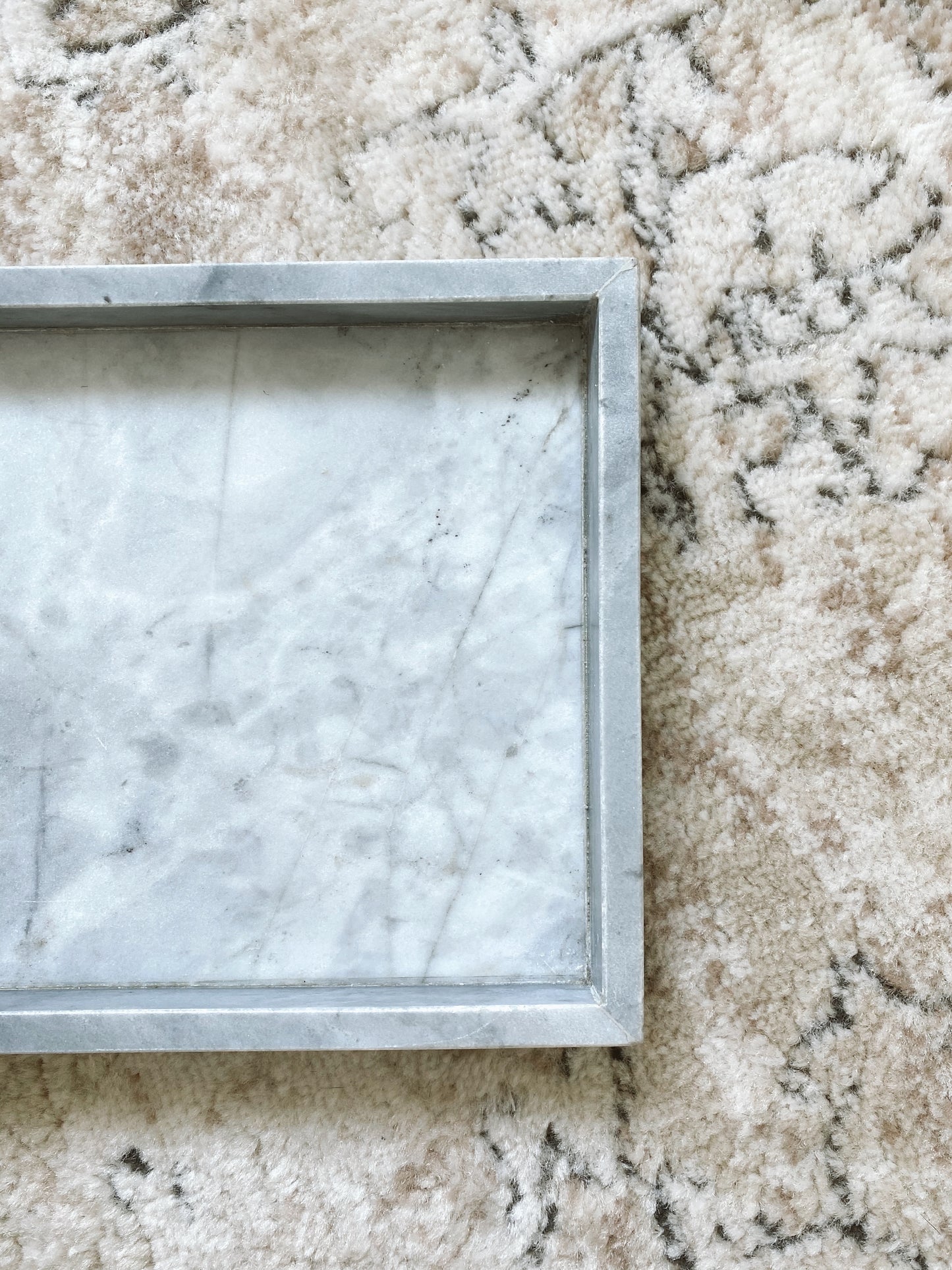 (DISPLAY SAMPLE) White Marble Rectangular Marble Tray (Large)
